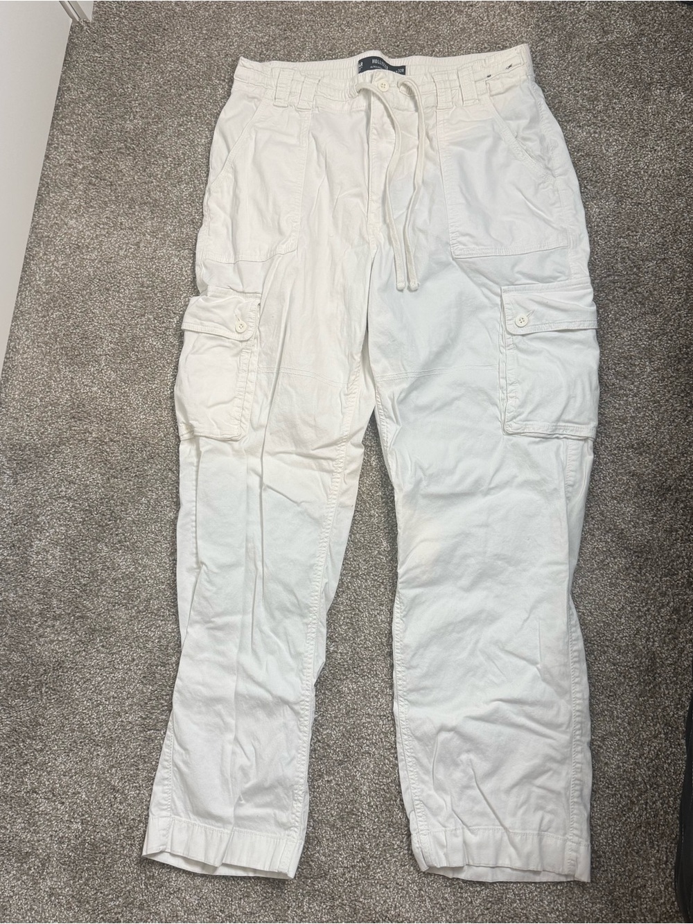 Hollister women’s White Cargo Pants with Drawstring